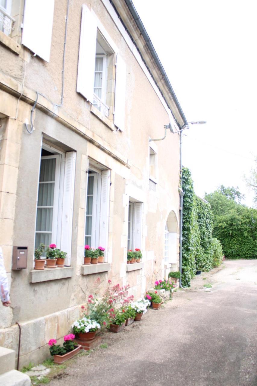 La Tomette Holiday home Etais-la-Sauvin